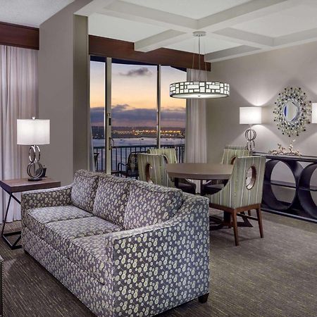 Wyndham San Diego Bayside Экстерьер фото