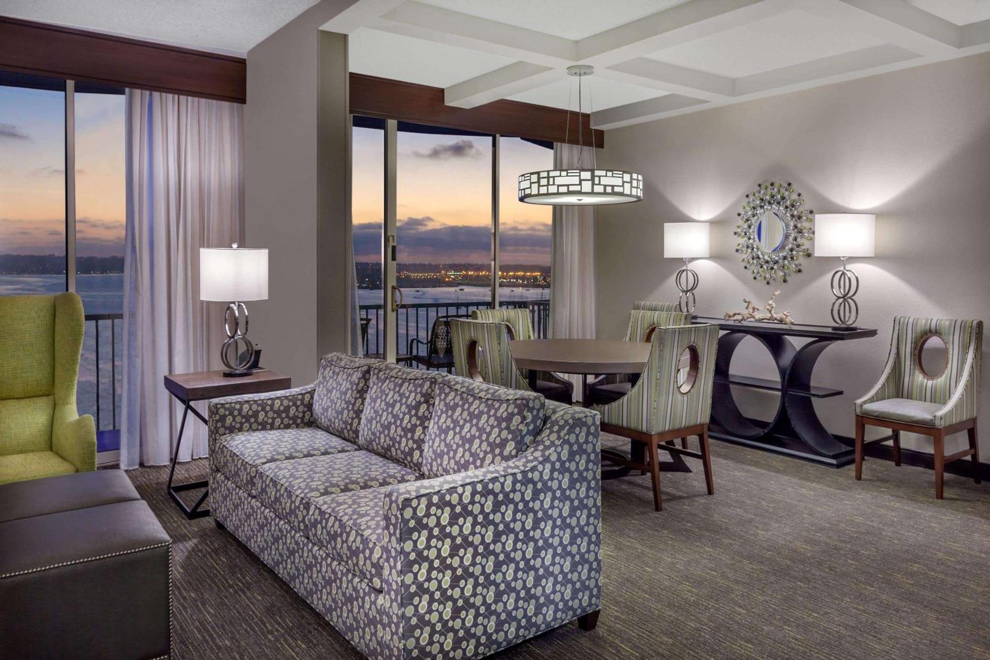 Wyndham San Diego Bayside Экстерьер фото
